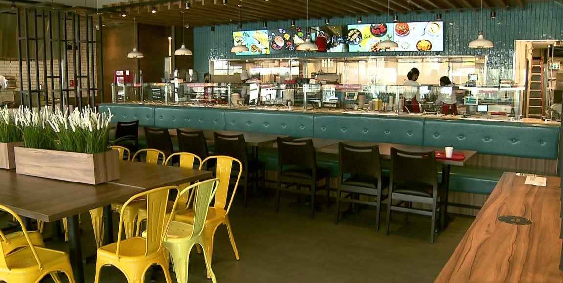 El propietario del restaurante de Vancouver da la bienvenida al regreso de BC a las cenas interiores y una nueva planificación