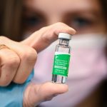 Clínica emergente en Winnipeg dispensa por error dosis de vacuna AstraZeneca en lugar de Moderna