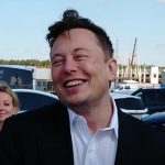 Elon Musk dice que Tesla (TSLA) vale $ 3,000 por acción ‘si lo hacen realmente bien’