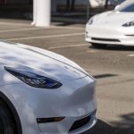 Hertz ordena 100.000 Tesla para reorganizar la industria del alquiler de coches
