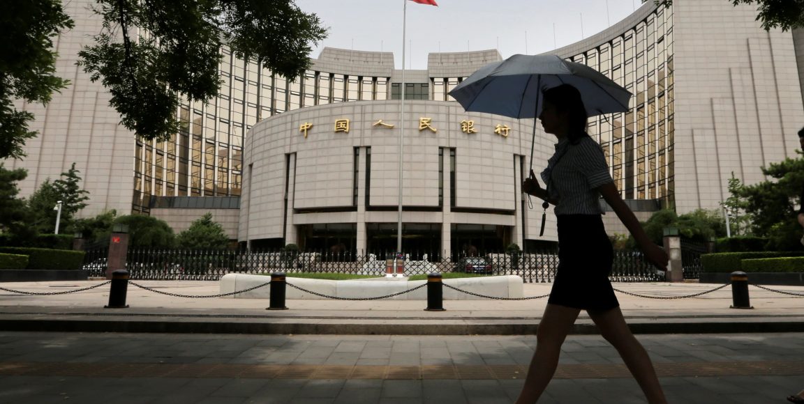 China recorta las tasas de interés de los préstamos de política por primera vez desde abril de 2020