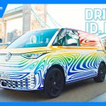 Identificación de Volkswagen.  Revisión de Buzz First Drive: arcoíris y rotondas