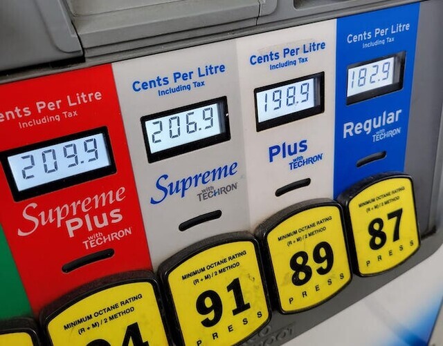 Con el aumento de los precios de la gasolina, ¿conduce menos ahora?  – votar