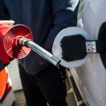 Los precios de la gasolina en el área de Toronto alcanzaron un récord;  Analista advierte sobre nuevas subidas