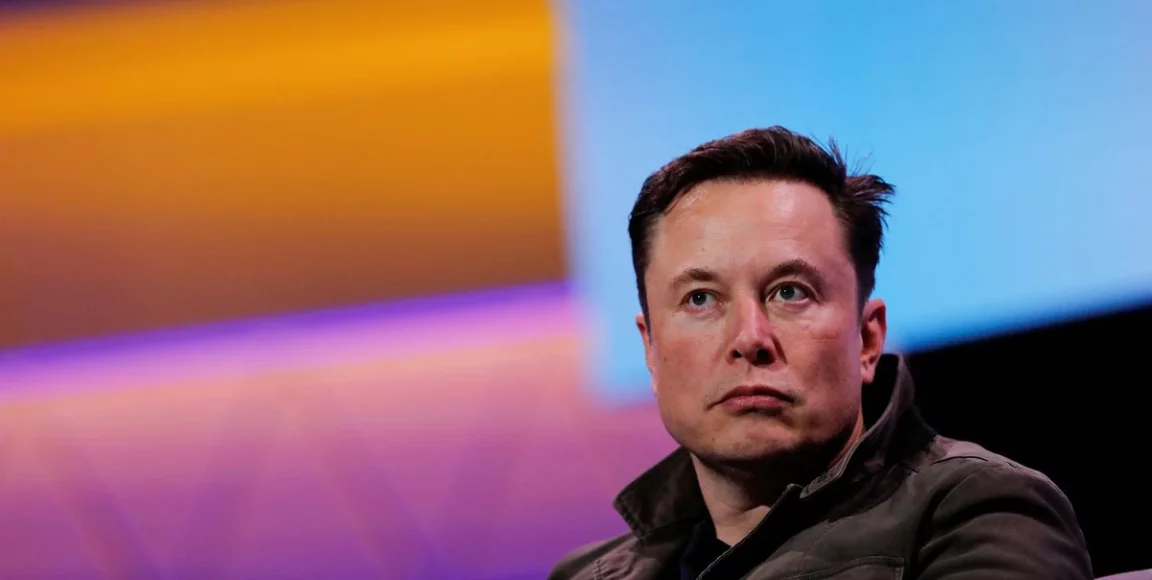 Musk dice que Tesla y SpaceX ven grandes riesgos de inflación