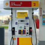 Los precios de la gasolina en Ontario van a bajar mañana y aquí serán los más baratos