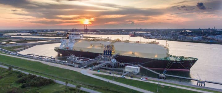 Los precios del gas natural en EE. UU. caen después de la explosión en la terminal de Freeport LNG