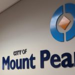 Trabajadores municipales de Mount Pearl en huelga