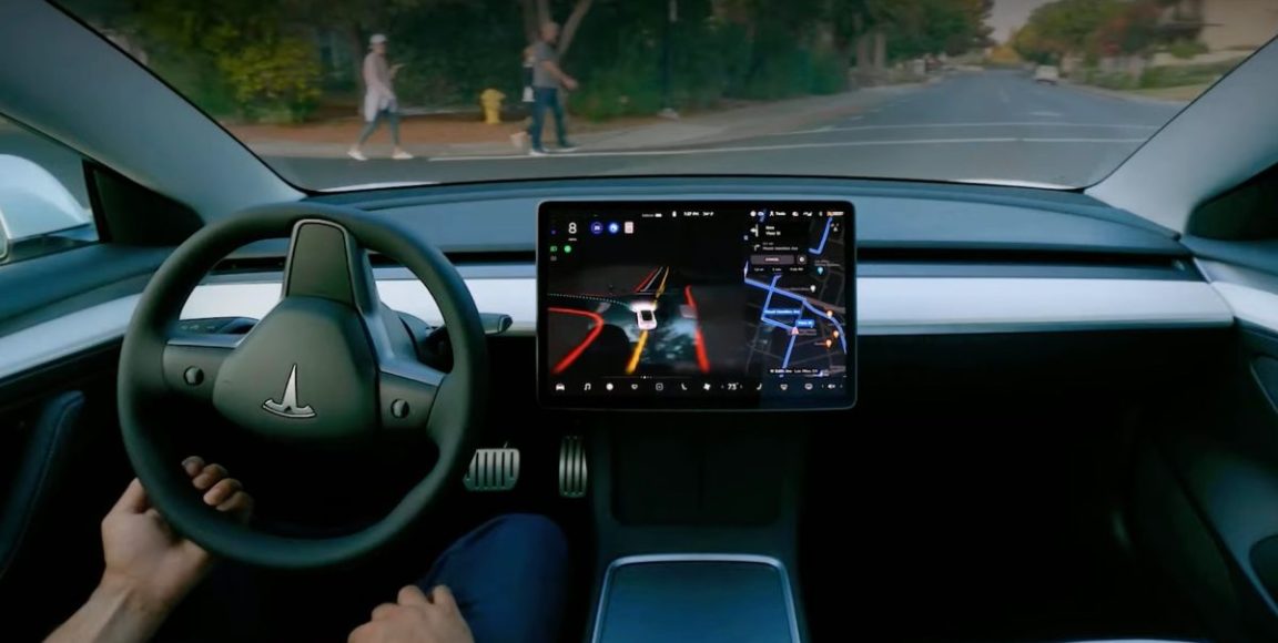 El lenguaje de Elon Musk cambia sobre la conducción autónoma de Tesla